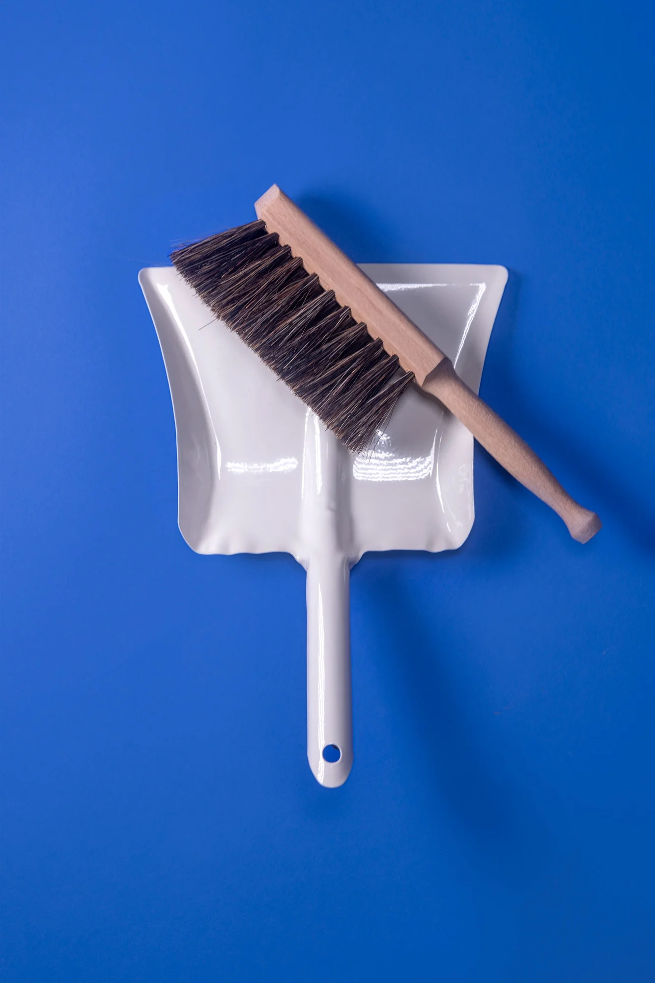 Children's Dustpan Set - Image 3