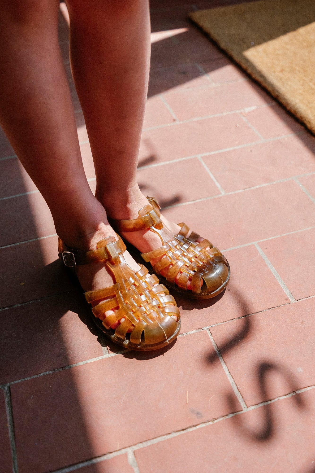 Children's French Recycled Hemp Fisherman Sandals in Sepia - Image 4