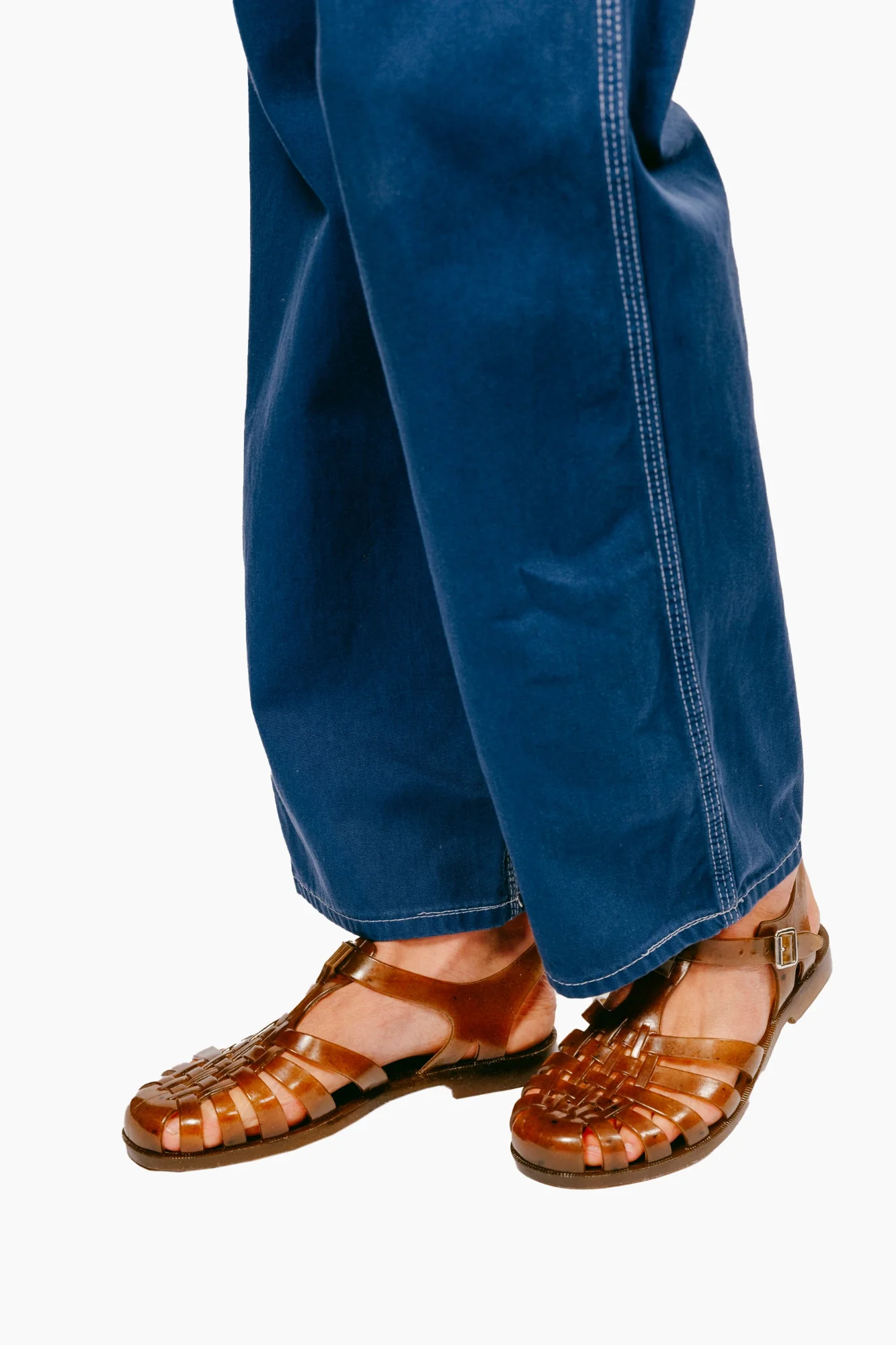 French Recycled Hemp Fisherman Sandals in Sepia - Image 3