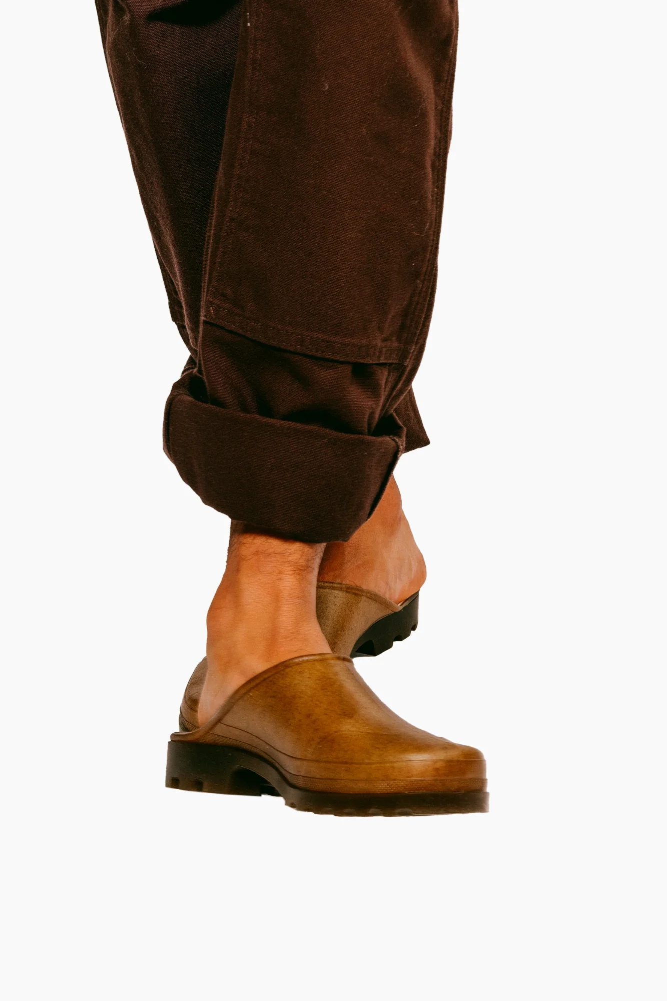 French Recycled Hemp Mules in Sepia - Image 6